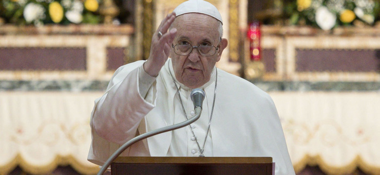 Papież zdymisjonował biskupa z USA oskarżanego o tuszowanie pedofilii