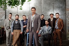 Sebastian Karpiel-Bułecka śpiewa z Nosowską. Jest nowa płyta Zakopower