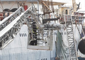 Požar na ruskom brodu kod Kanara