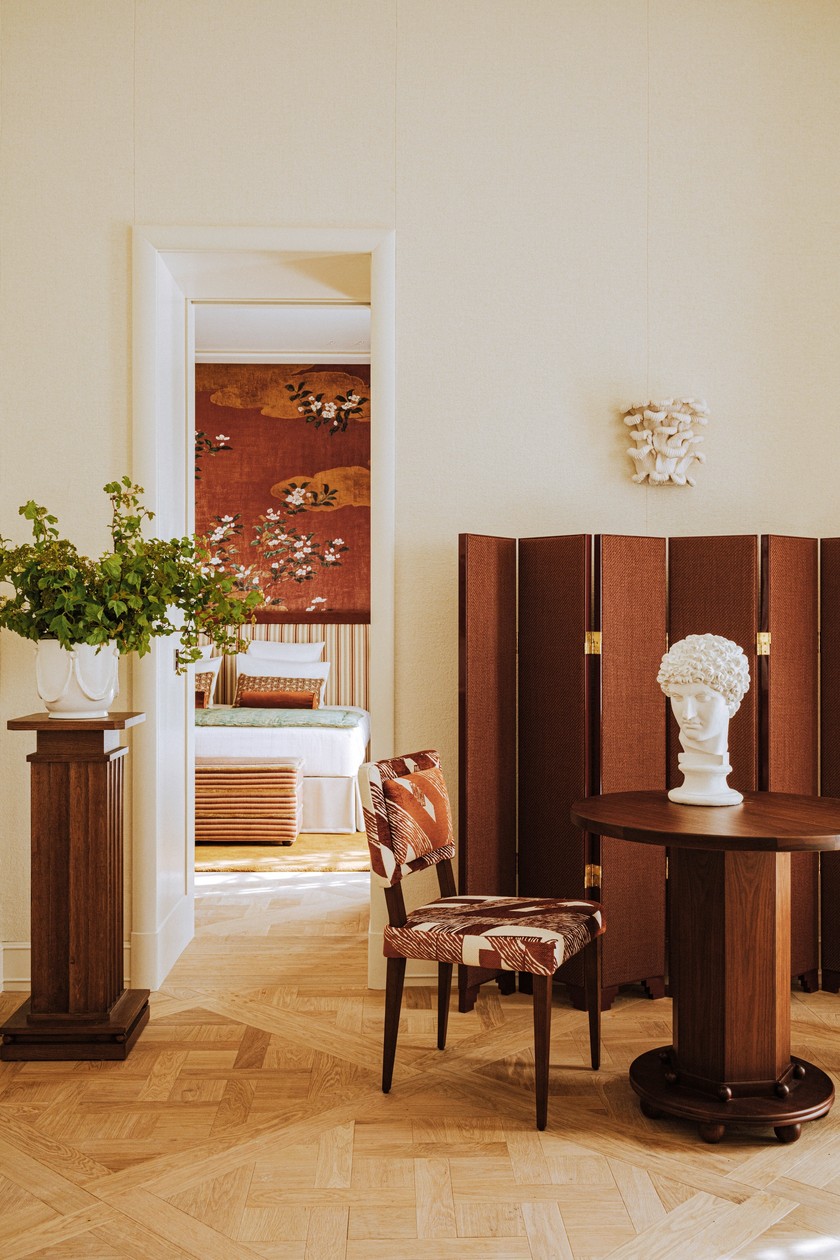 Seinen glamourösen Auftritt verdankt das über hundert Jahre alte Stadtpalais Saint James der Interior-Designerin Laura Gonzalez. 