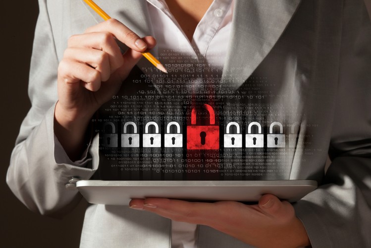 <strong>Jak wyłapać fałszywego e-maila? </strong><br /><br />

Jak działa phishing i jak go uniknąć? Istnieje wiele wskaźników nieuczciwych e-maili: <br /><br />