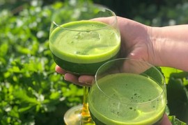 Smanjuje nadutost, sadrži više gvožđa od spanaća i odličan je za bubrege: Evo zašto sok od ove biljke treba da pijete što češće