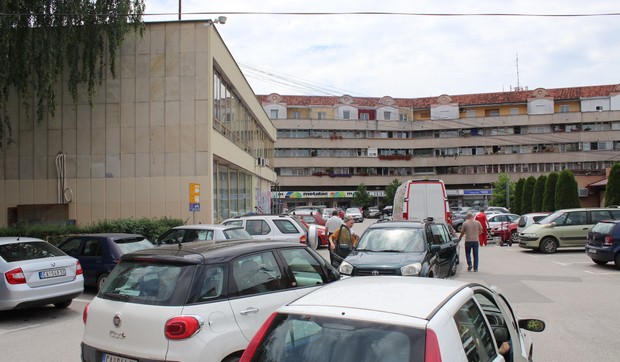 Parking u Čačku
