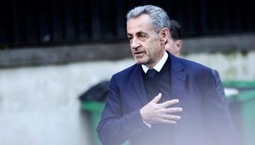 Sarkozy w więzieniu. Za co go skazano i jakie ma warunki w celi?