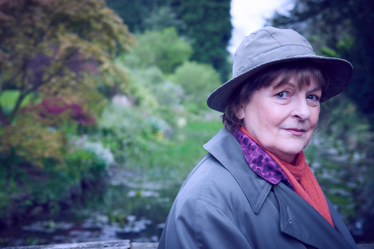 Brenda Blethyn w 14. i finałowym sezonie serialu kryminalnego "Vera"