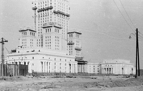 Pałac Kultury i Nauki w 1955 r.