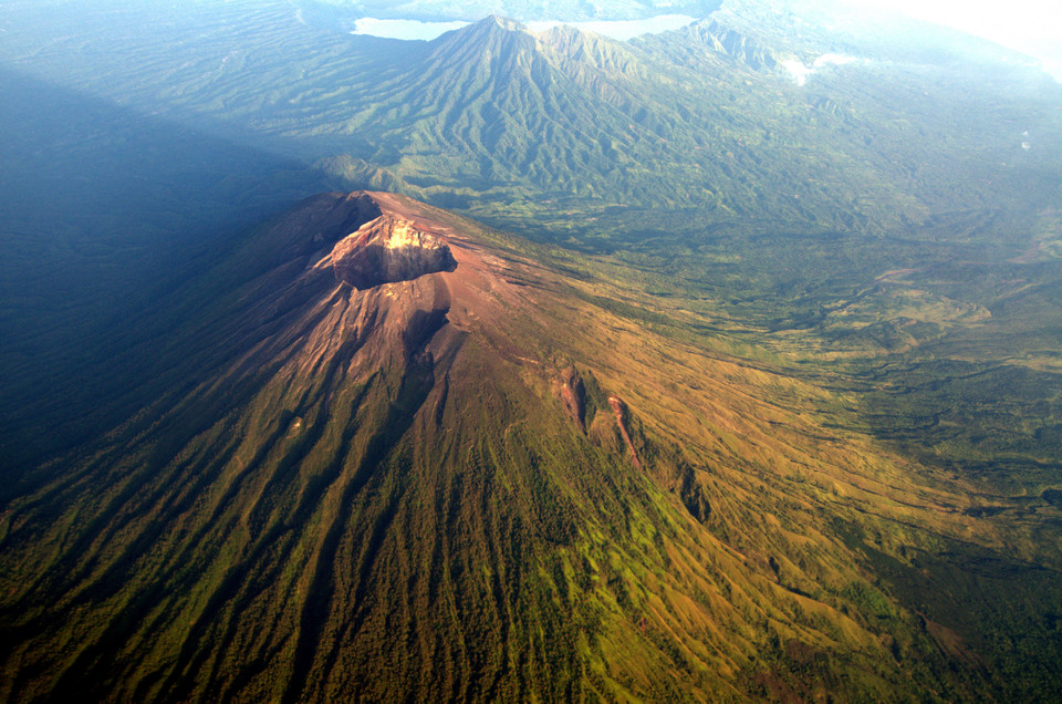 Gunung Agung, Indonezja
