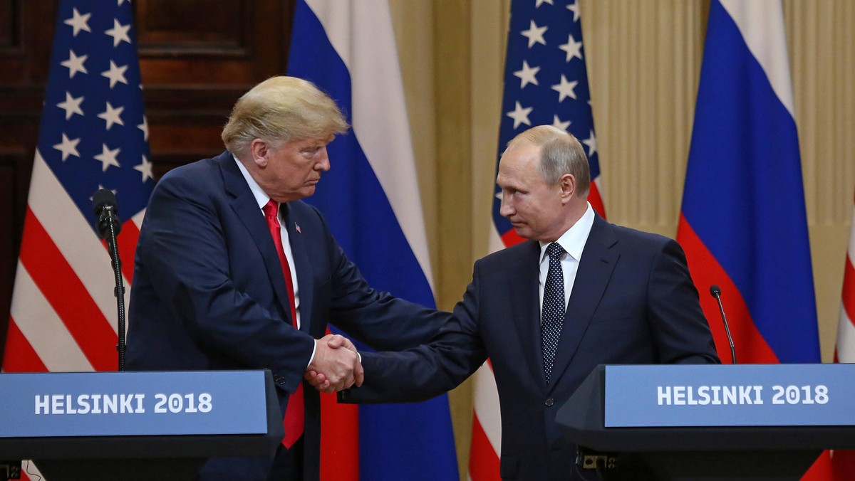 Trump and Putin give press conference in Helsinki