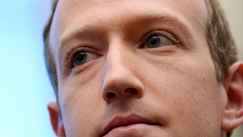 facebook ceo mark zuckerberg