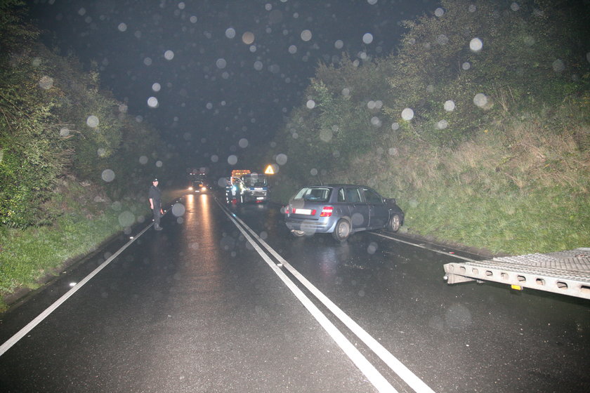 Strażnik miejski wjechał w policję