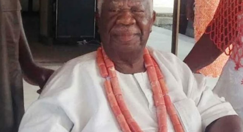 Professor Chukuka Okonjo, father of former minister of finance, Ngozi Okonjo-Iweala died at the age of 91. (TheCable)