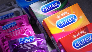 Telezakupy z prezerwatywami. Tak Durex kusi klientów w Chinach