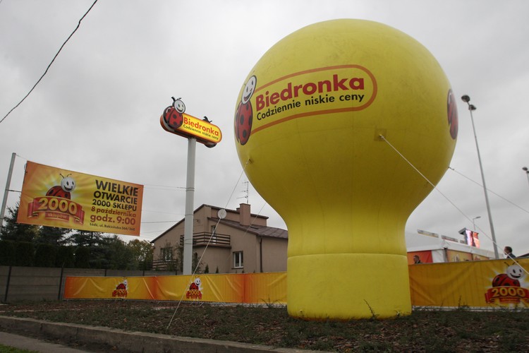 Otwarcie 2000. sklepu Biedronka w Polsce