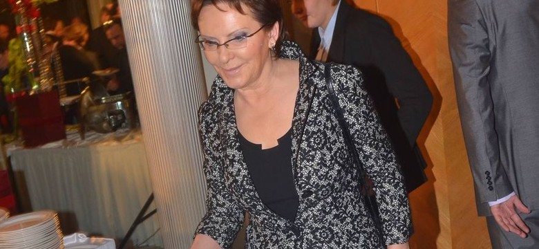 Kopacz daje posłom pieniądze na prawników