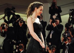 Winona Ryder wie, że szata zdobi człowieka