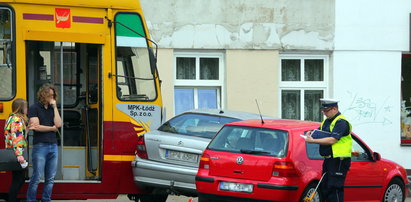 Citroenem pod tramwaj