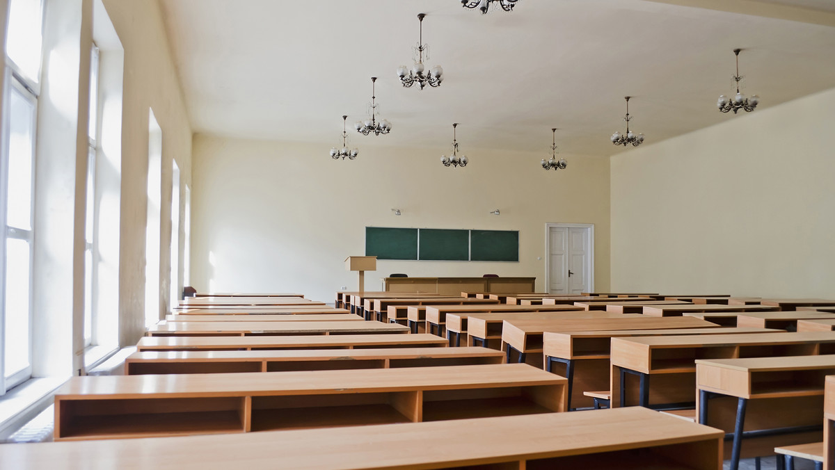 Spośród szesnastu gorzowskich gimnazjów, dziewięć zasili sieć miejskich szkół podstawowych, cztery zakończy działalność do sierpnia 2019 r., a trzy inne zostaną przekształcone w szkoły podstawowe - informuje magistrat.