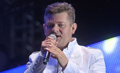 Ile zarabia Zenek Martyniuk? Tabloid zdradza gaże gwiazdora disco polo