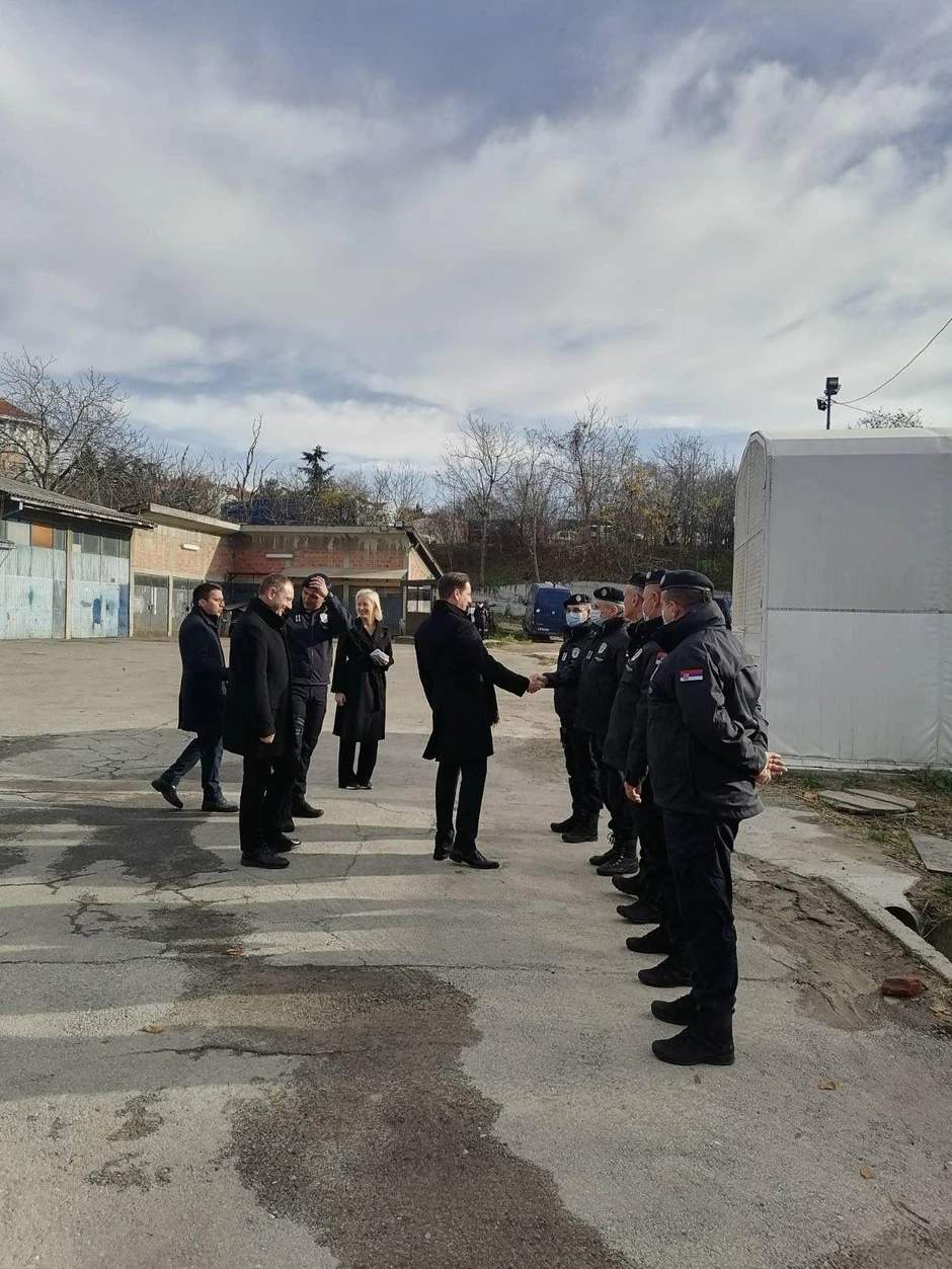 Veselin Milić u obilasku Policijske brigade sa potpredsednikom Vlade i ministrom unutrašnjih poslova, bezbednosti, decentralizacije i običajnih pitanja Demokratske Republike Kongo Danijelom Aselom Okitom Vankoiem
