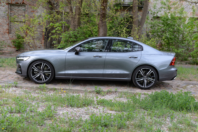 Volvo S60 T5