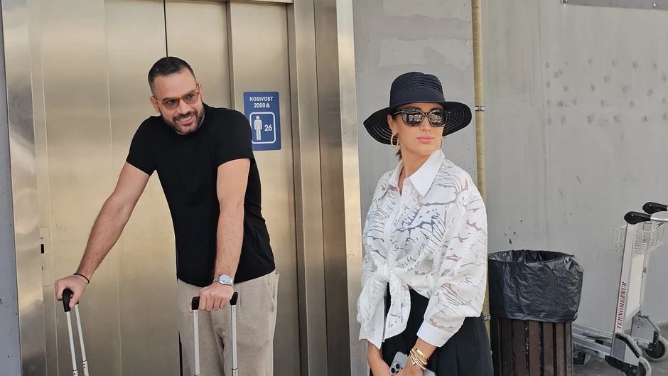 Aleksandra Prijović i Filip Živojinović na aerodromu