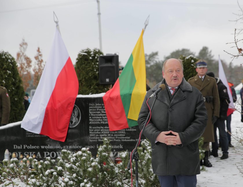 Wulgarna wypowiedź posła o polskiej dyplomacji