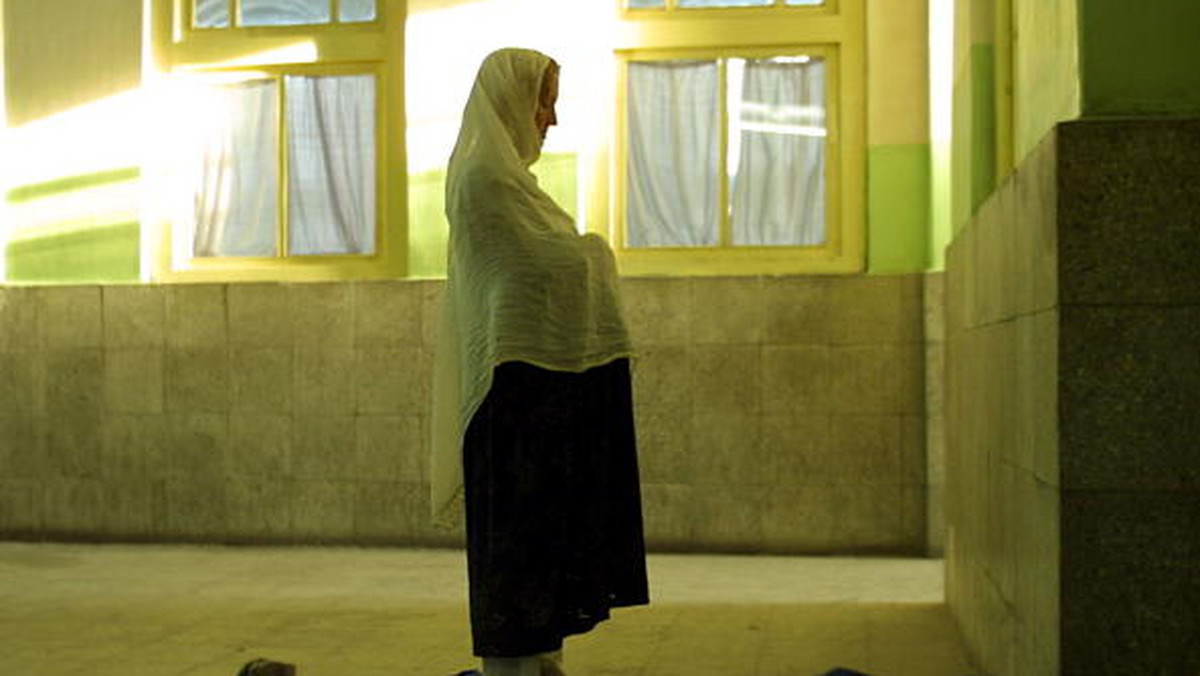 Afganistan: koszmar rodzących kobiet w szpitalach. "To było okropne"