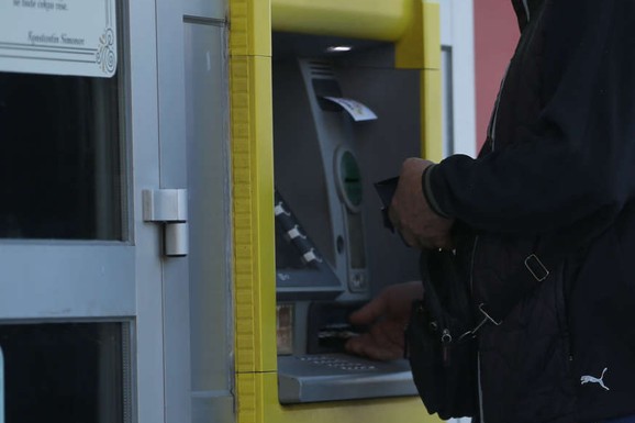 Nenad proglašen mrtvim, iako je živ! Blokirali mu sve račune u banci: Greška bolnice mu napravila haos