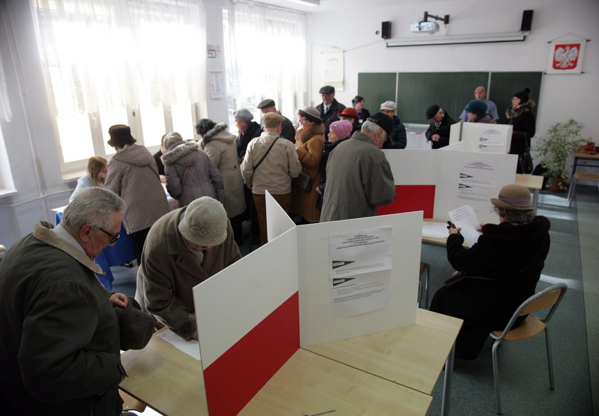 Kolejki w lokalach wyborczych w Gdańsku