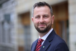 Kosiniak-Kamysz: Przygotowujemy ustawę o wsparciu finansowym dla przedsiębiorców