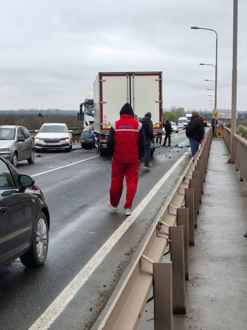 Saobraćajna nesreća na mostu Kovin-Smederevo