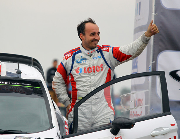 Robert Kubica drugi po czterech OS-ach rajdu w Toskanii