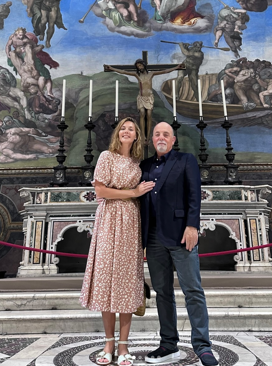 Spevák a skladateľ Billy Joel.