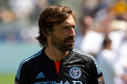 Andrea Pirlo obronił pracę i otrzymał licencję trenerską