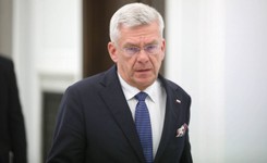 Karczewski zarabiał na dyżurach w czasie urlopu. 'Przedstawię opinie, że mogłem pracować'