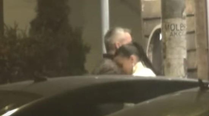 Milica Ristić sa nepoznatim muškarcem