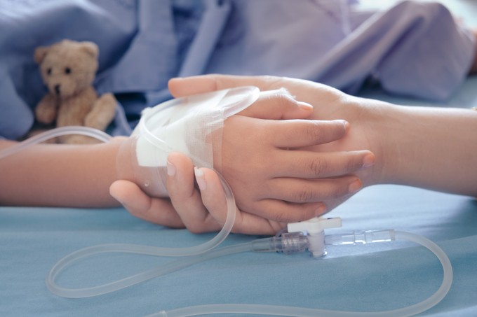 A 4 műtüdővel kezelt beteg gyermek közül kettőt hamarosan  levehetnek a készülékről