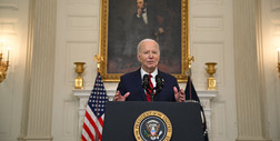Joe Biden podpisał ustawę z pomocą dla Ukrainy. "Dostawy rozpoczną się natychmiast, w ciągu kilku godzin"