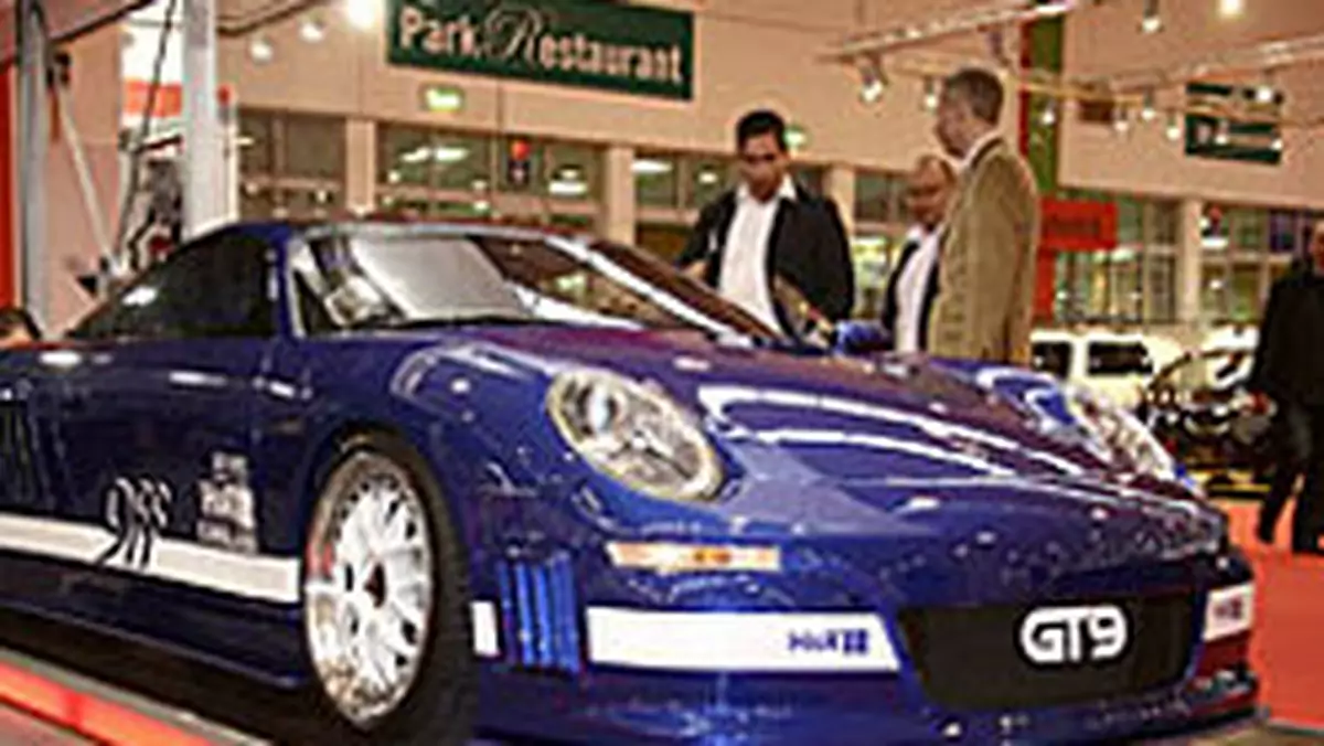 9ff GT9: podrasowane Porsche pokonało Bugatti Veyron