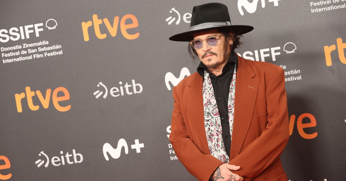 Trokán Nóra is szerepet kapott Johnny Depp új filmjében! Közös fotón áll a világsztár oldalán