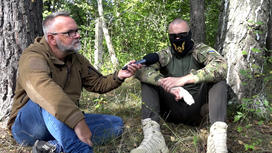 Polski ochotnik na wojnie w Ukrainie (z prawej).