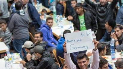 190 ezer menekültet toloncolnak ki Németországból!