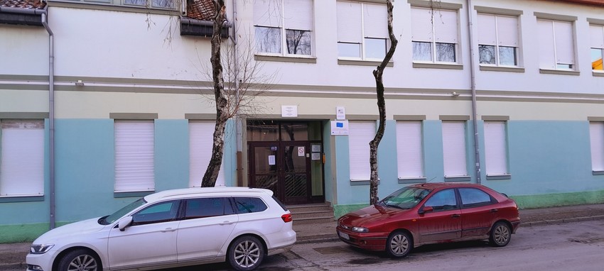 Osnovna škola "Sečenji Ištvan"