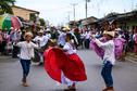 Panamczycy prezentują swoją lokalną kulturę pielgrzymom z całego świata