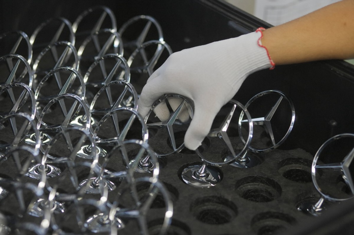 Logo Mercedesa. Fot. Wolfgang von Brauchitsch/Bloomberg