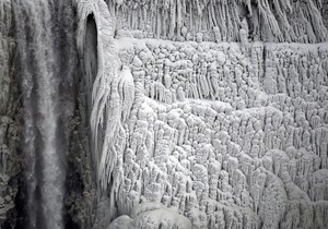 420798_nijagarini-vodopadi13reutersfoto-aaron-harris