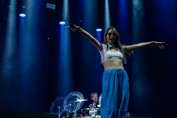 Kraków Live Festival — dzień I: na scenie Mimi Webb