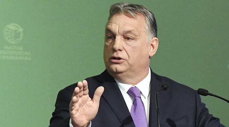 Orbán Viktor kormányfő szerint immár nincs A vagy B forgatókönyv. Csak a C, így mindenkinek áldozatot kell hoznia / Fotó: MTI-Koszticsák Szilárd