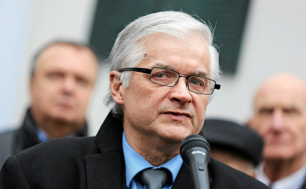 Cimoszewicz: Kaczyński nawet gdyby żył tysiąc lat, nie dorośnie Wałęsie do pięt