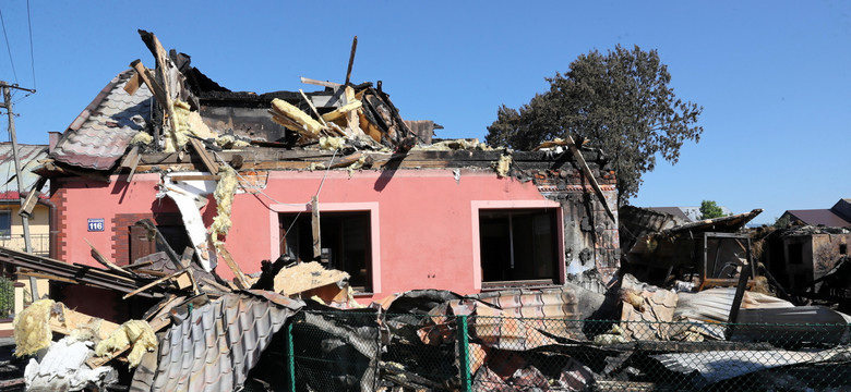 Pożar w Nowej Białej. Kolejne domy do rozbiórki
